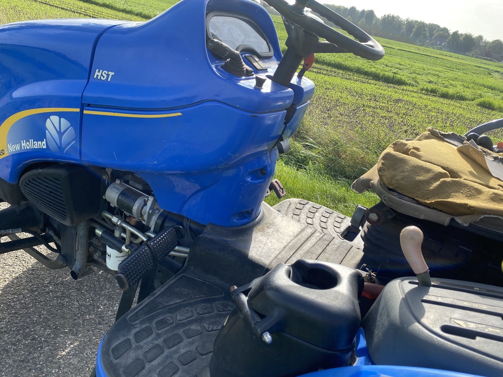 New Holland TC45D Hydrostaat