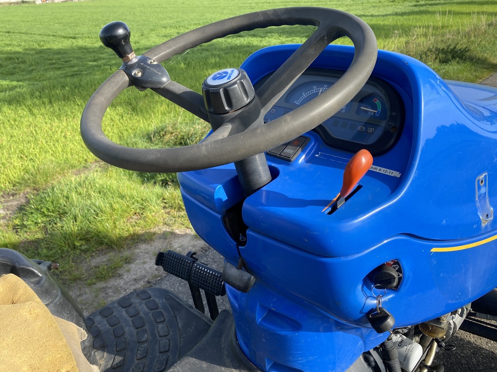 New Holland TC45D Hydrostaat