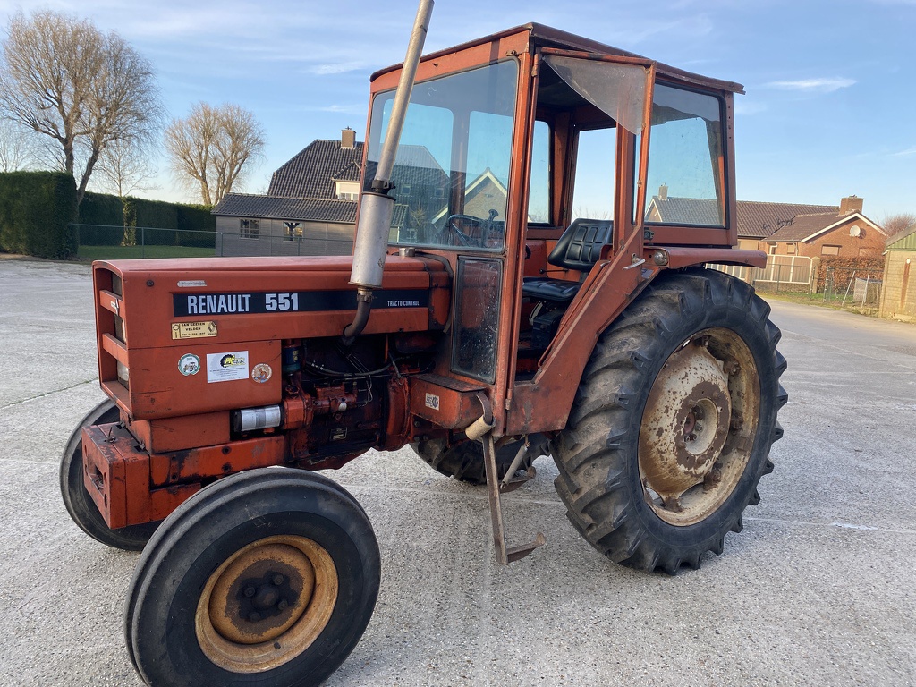 Renault 551