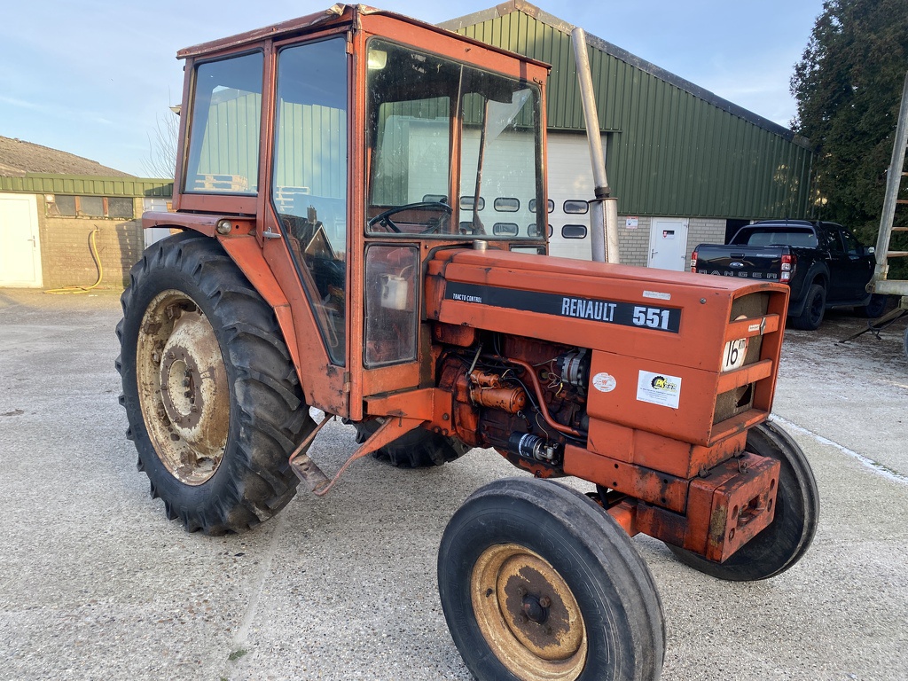 Renault 551