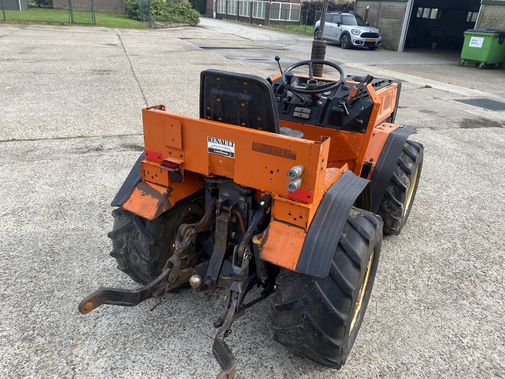 Holder C30 kniktractor Hydrostaat