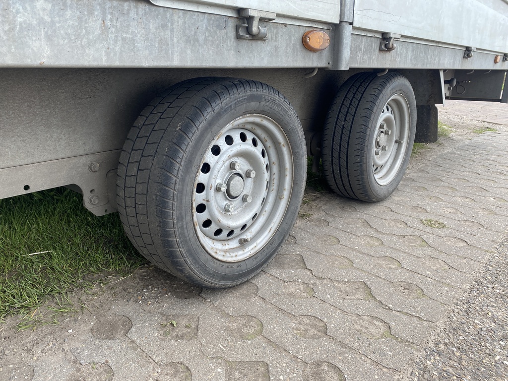 Henra plateau aanhanger 5 x 2 mtr