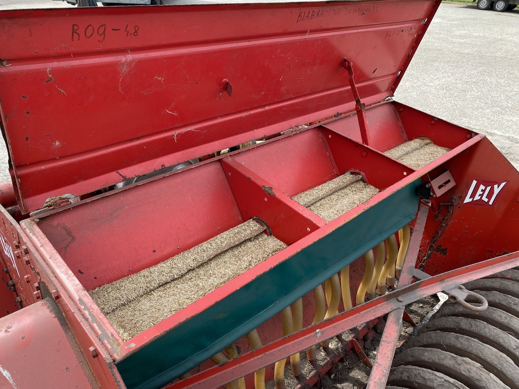 Lely zaaifrees overtopfrees