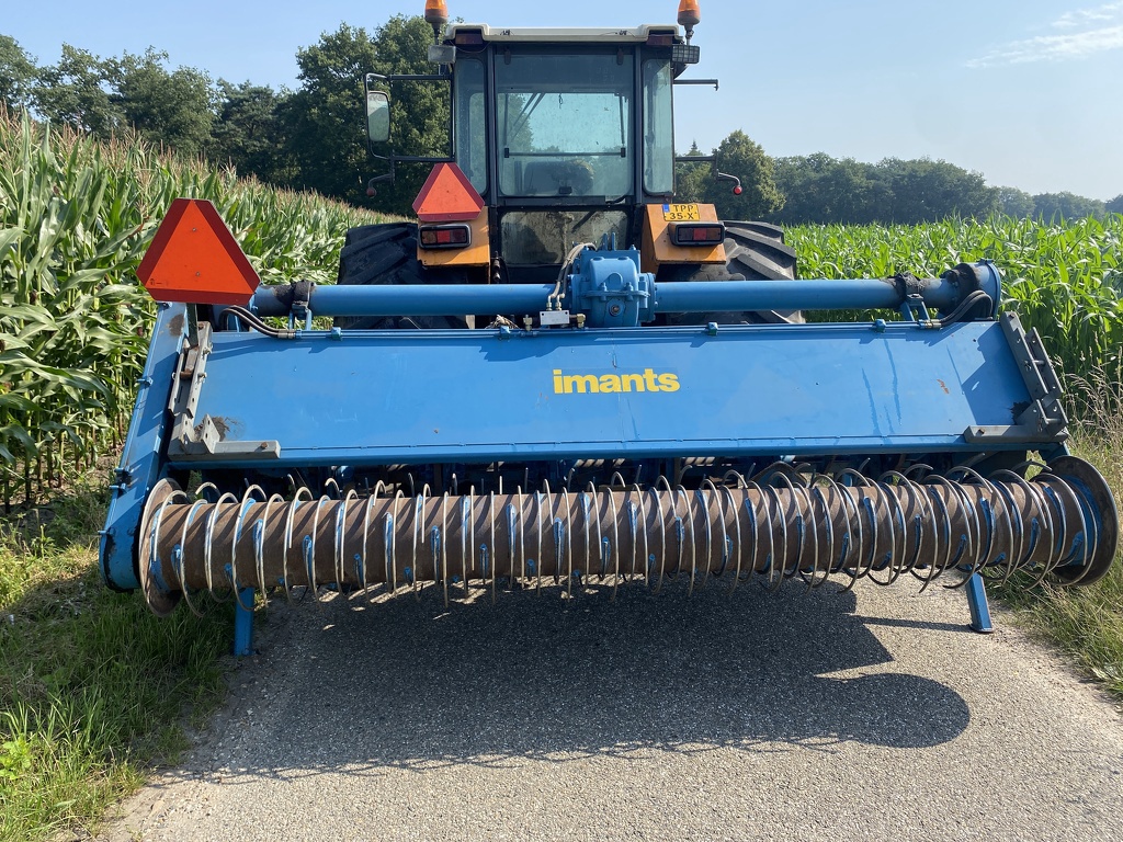Imants spitter