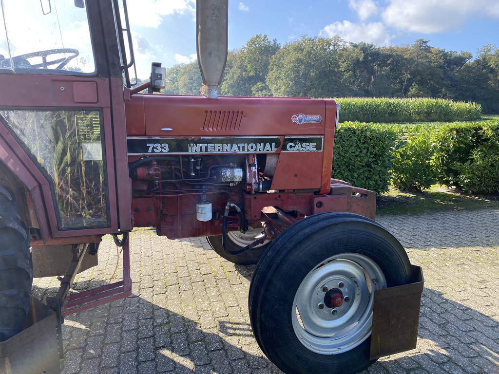 Case International 733