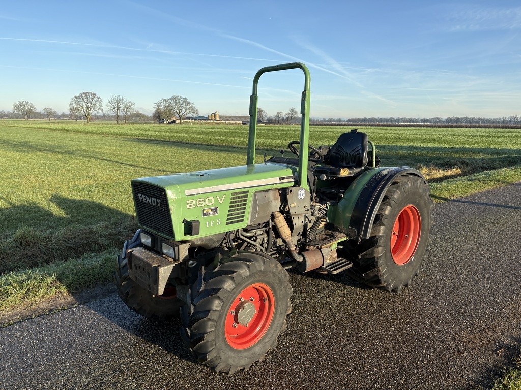 Fendt 260 smalspoor kruipversnelling