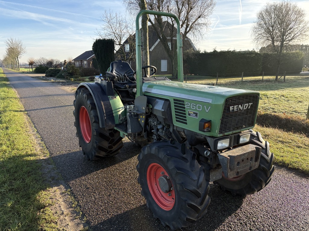 Fendt 260 smalspoor kruipversnelling