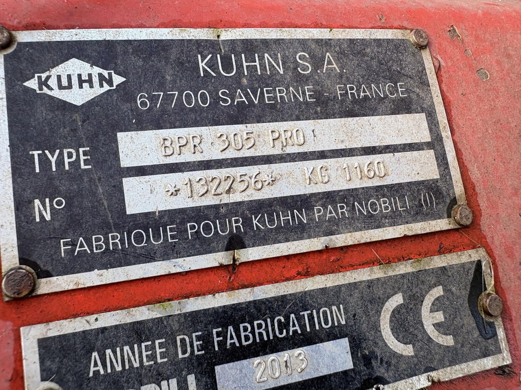 Kuhn Klepelmaaier front 305 cm