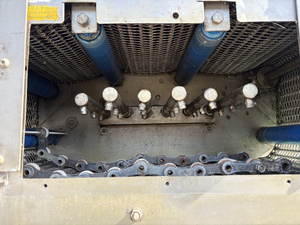 Voorwasser asperges groentewasser