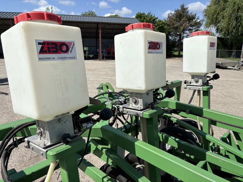 Basrijs granulaatsrooier  6 rijen