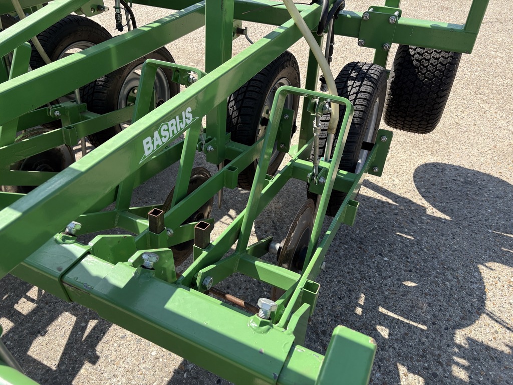 Basrijs granulaatsrooier  6 rijen