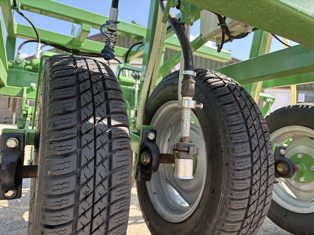 Basrijs granulaatsrooier  6 rijen