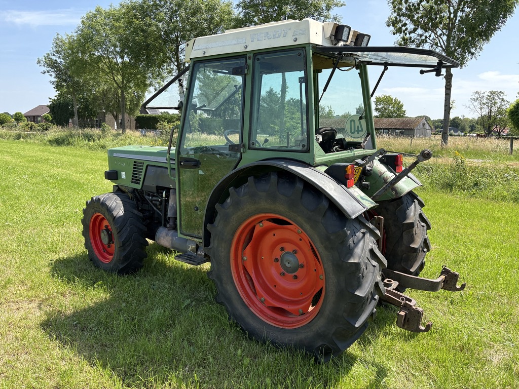 Fendt 270 VA smalspoor kruipversnelling