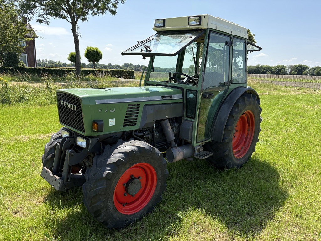 Fendt 270 VA smalspoor kruipversnelling