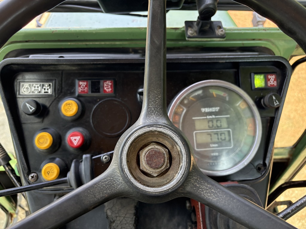 Fendt 270 VA smalspoor kruipversnelling