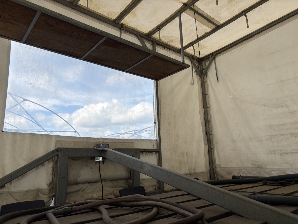 Prei plantmachine met huif 5 rij