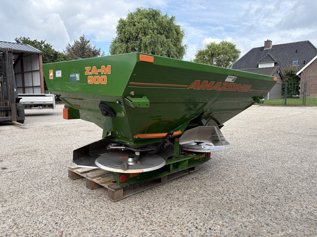 Amazone ZA -M 900 kunstmeststrooier