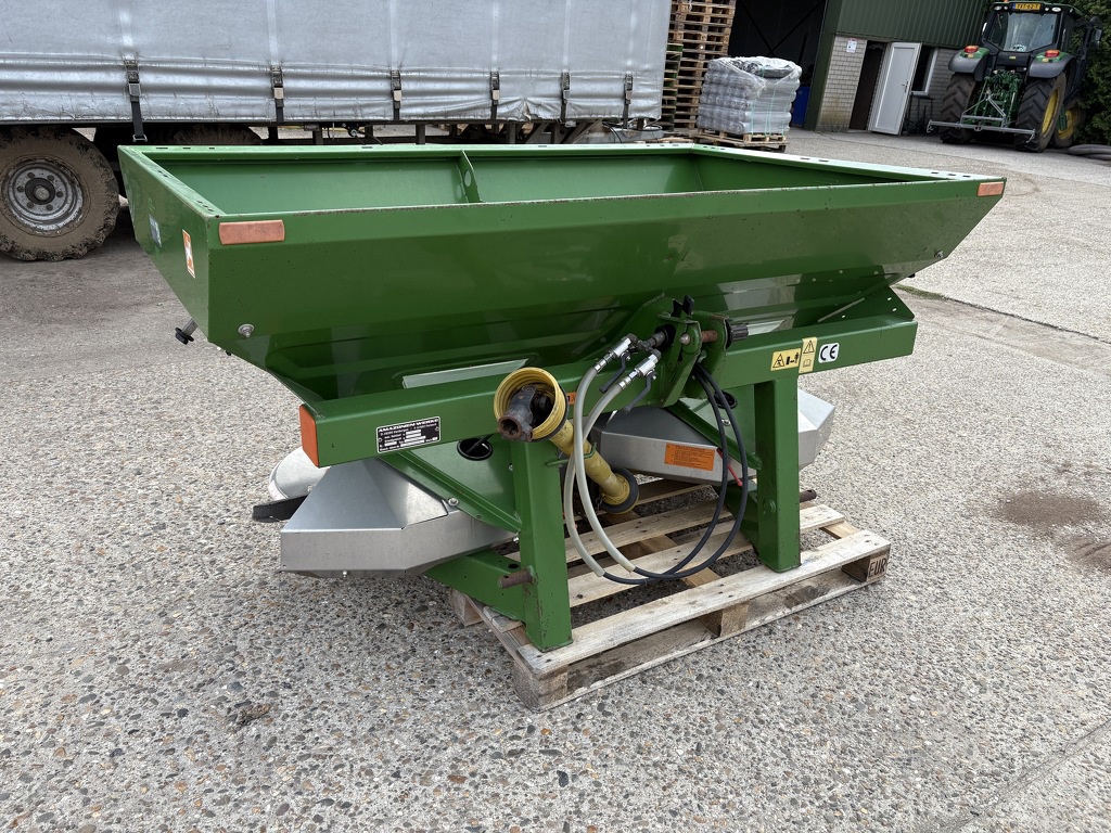 Amazone ZA -M 900 kunstmeststrooier