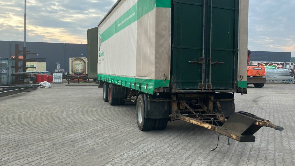 Zeilenwagen landbouwwagen 9 mtr