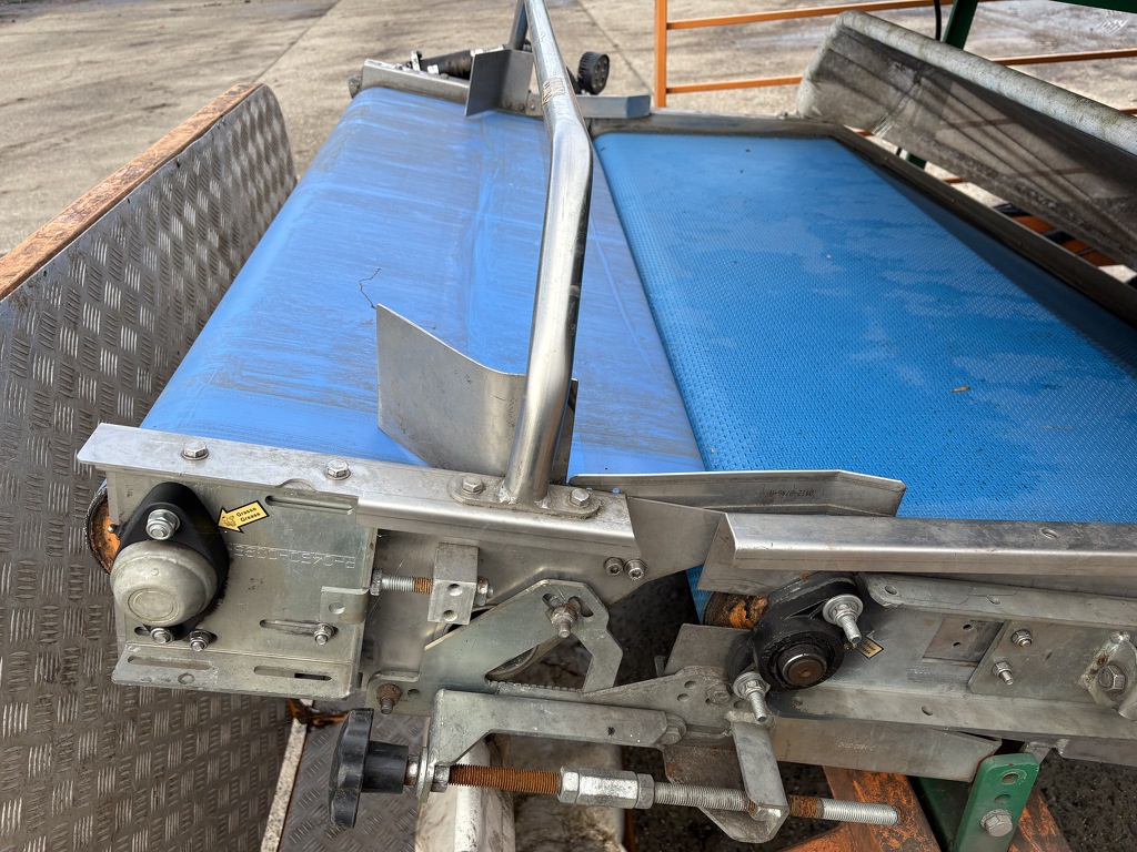 Ortomec bladgroente oogstmachine