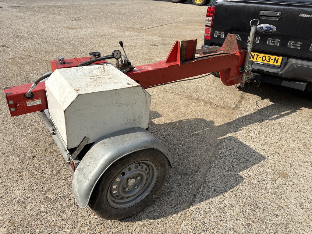 houtklover klover benzine motor