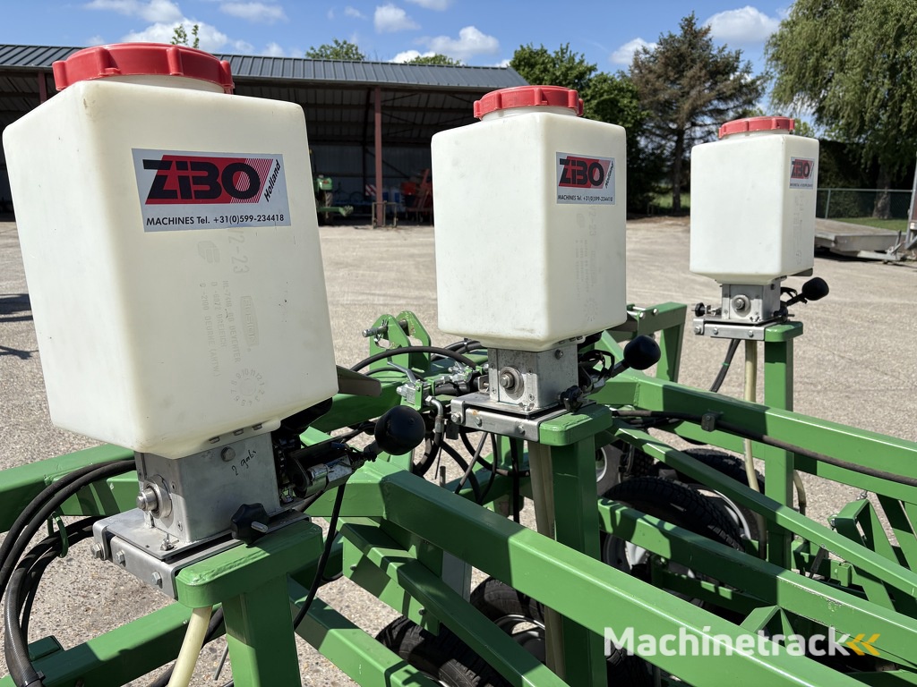 Basrijs granulaatsrooier  6 rijen