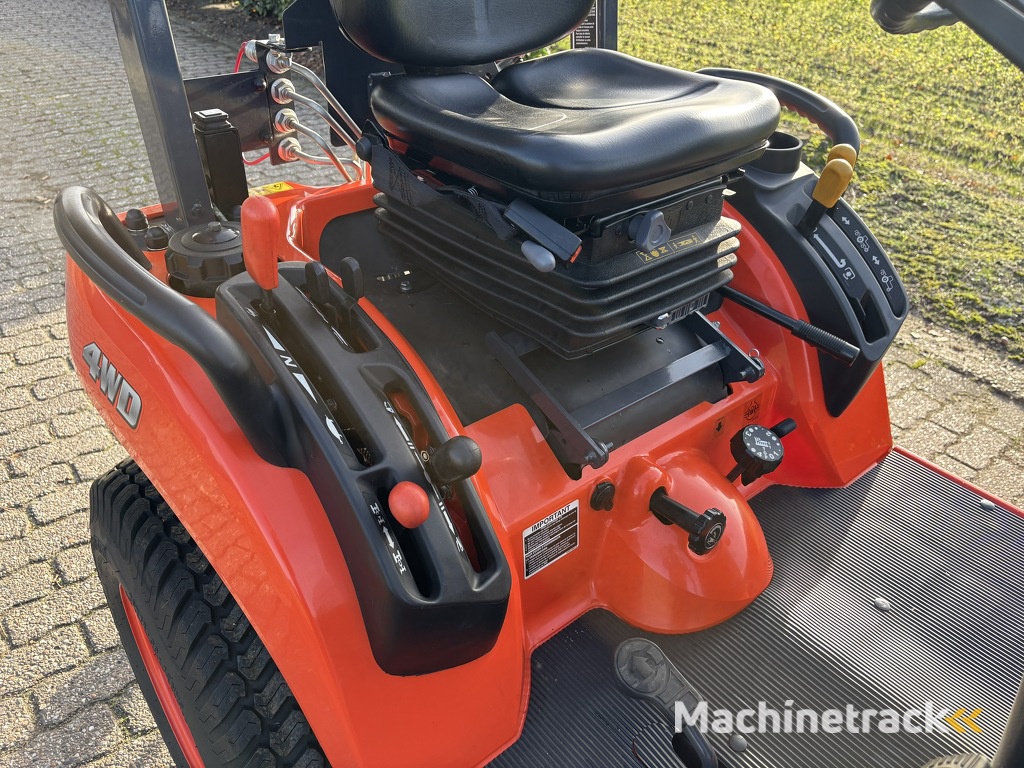 Kubota BX2350 met maaidek