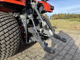 Minituur van Kubota BX2350 met maaidek