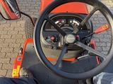 Minituur van Kubota BX2350 met maaidek