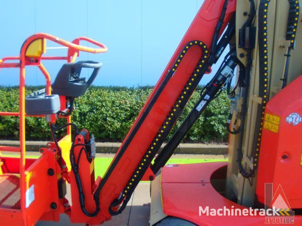 JLG TOUCAN-12E-