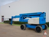 Minituur van Niftylift HR28-HYBRID-4X4