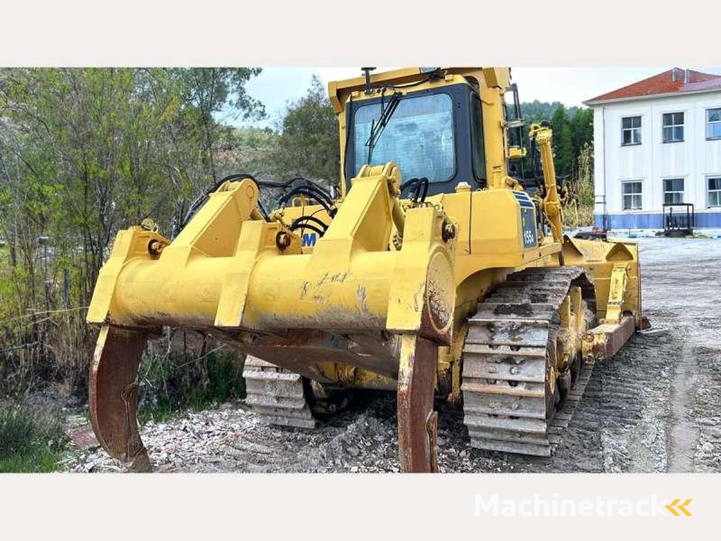 Komatsu D155AX-5