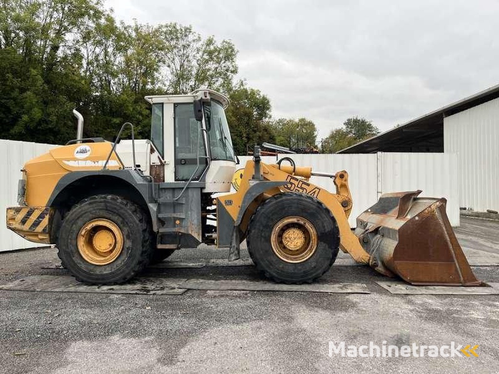 Liebherr L554