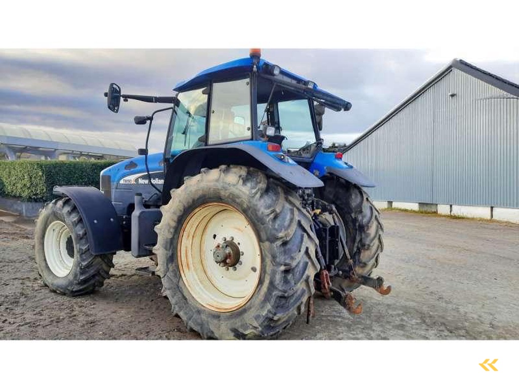 New Holland TM190