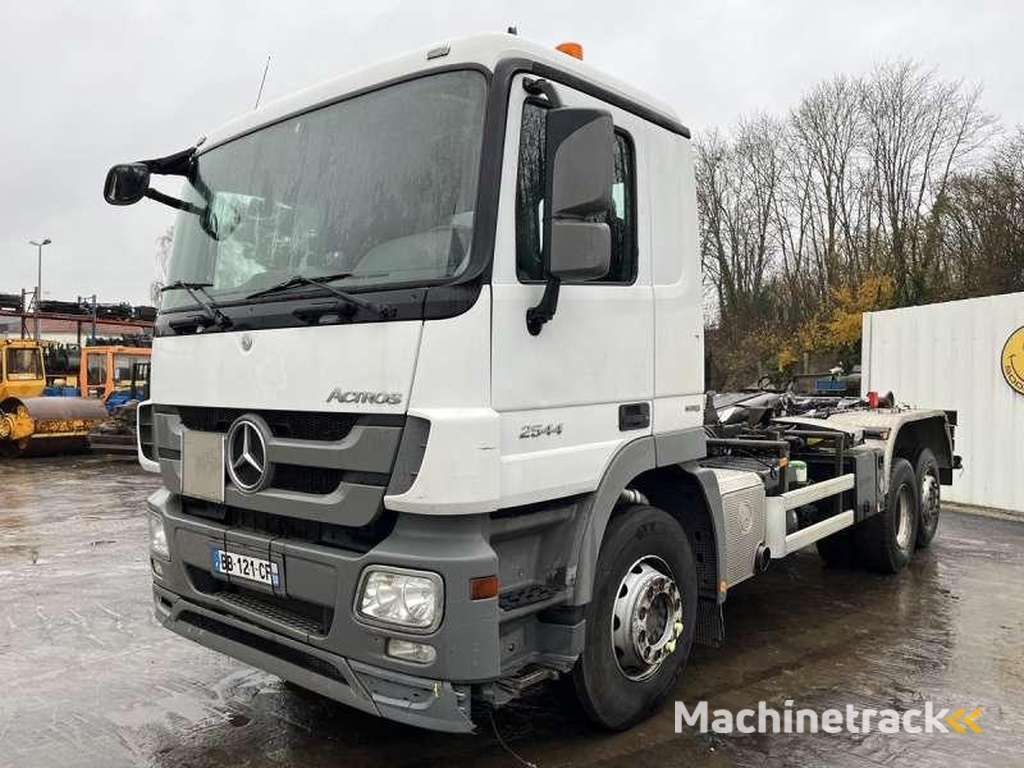 Mercedes ACTROS 2544