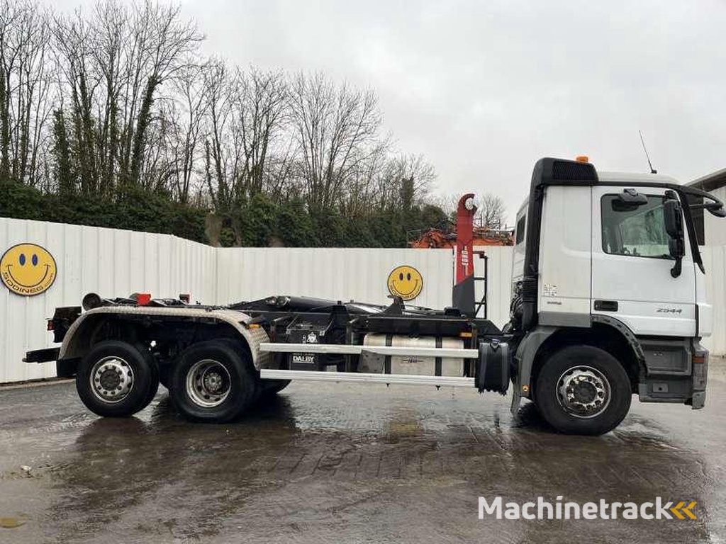Mercedes ACTROS 2544