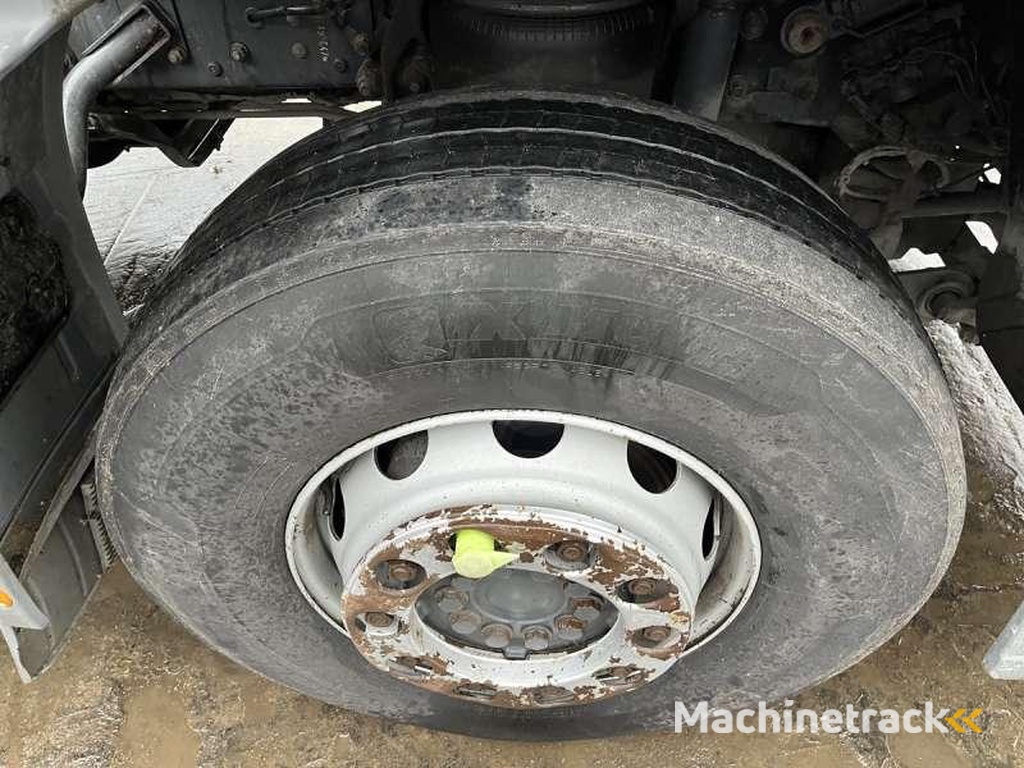 Mercedes ACTROS 2544