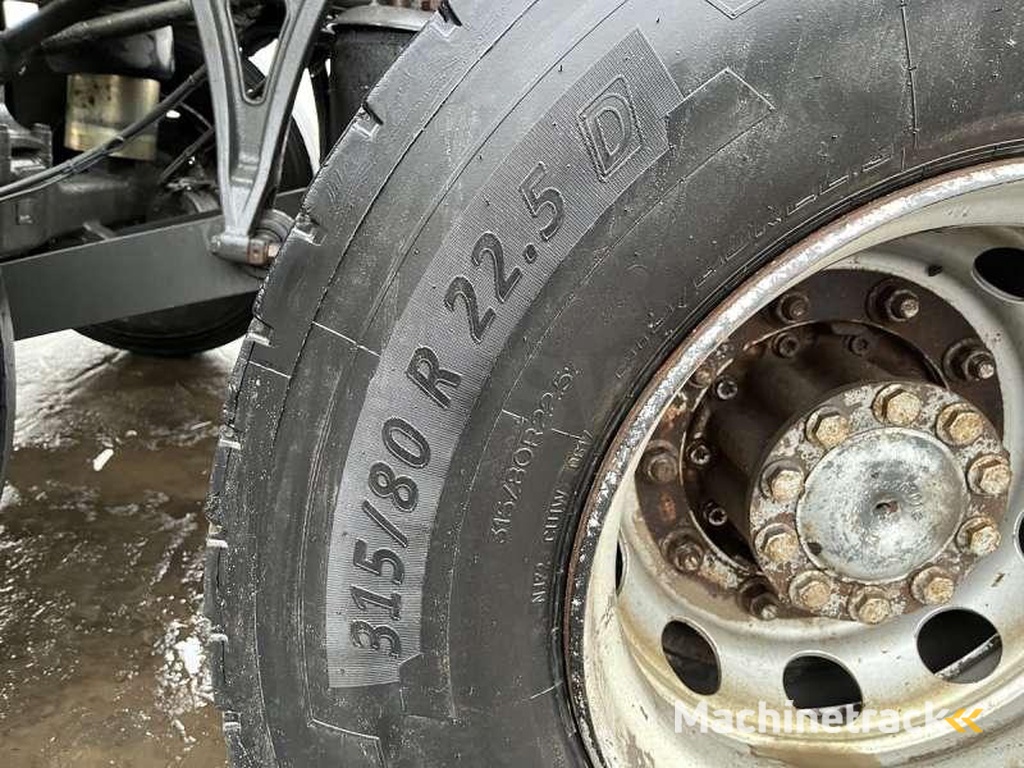 Mercedes ACTROS 2544