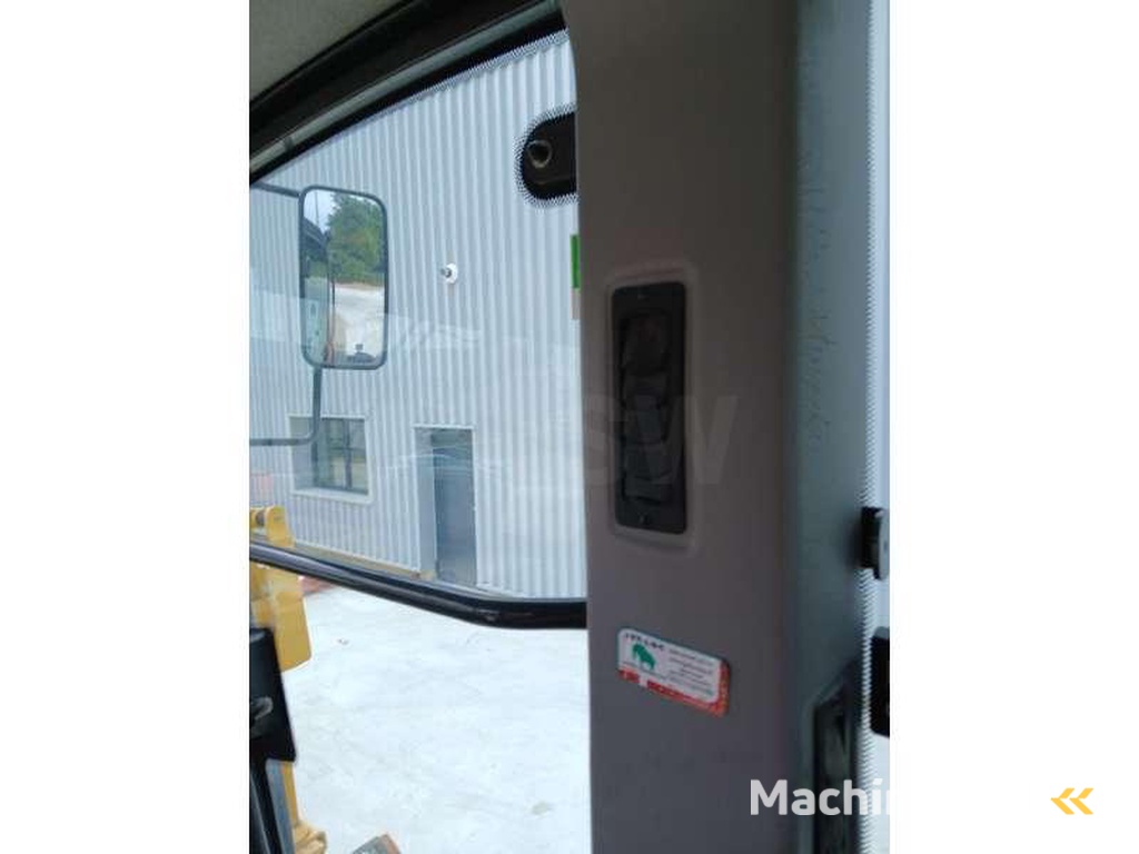 Case 836C-AWD-EQUIPEE-3D