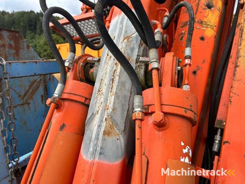 ROCHAT AVEC GRUE JOH. TIRRE EURO 170