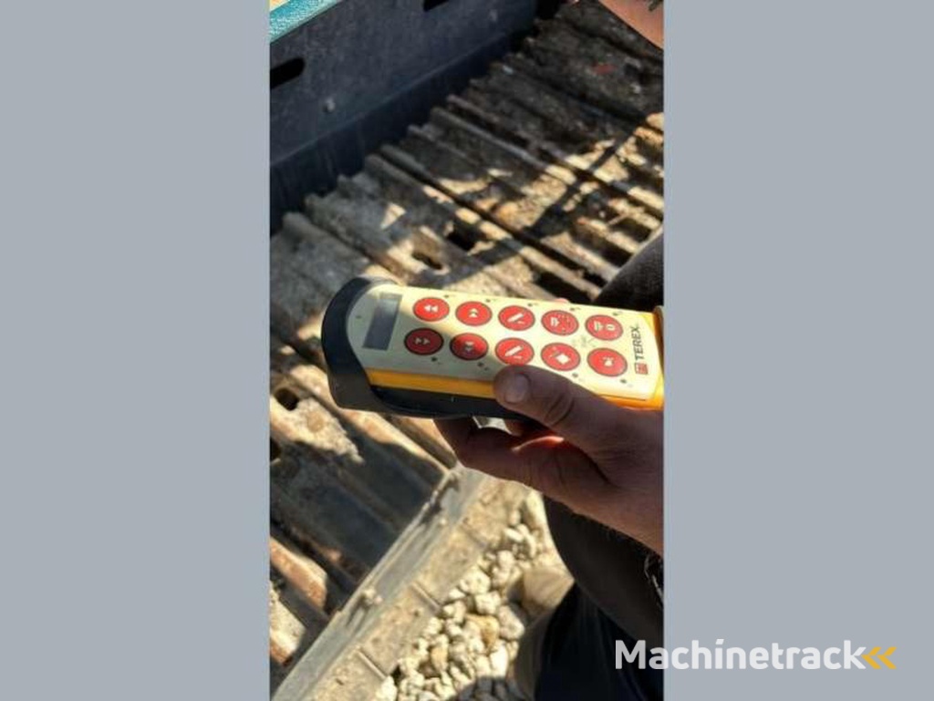 Powerscreen Premiertrak-400