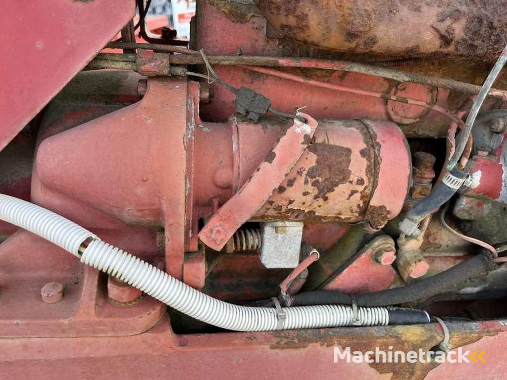 Massey-Harris PONY-812