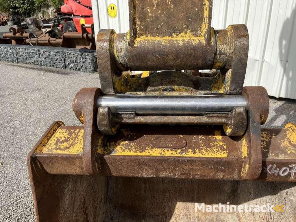 Liebherr A900C-Litronic