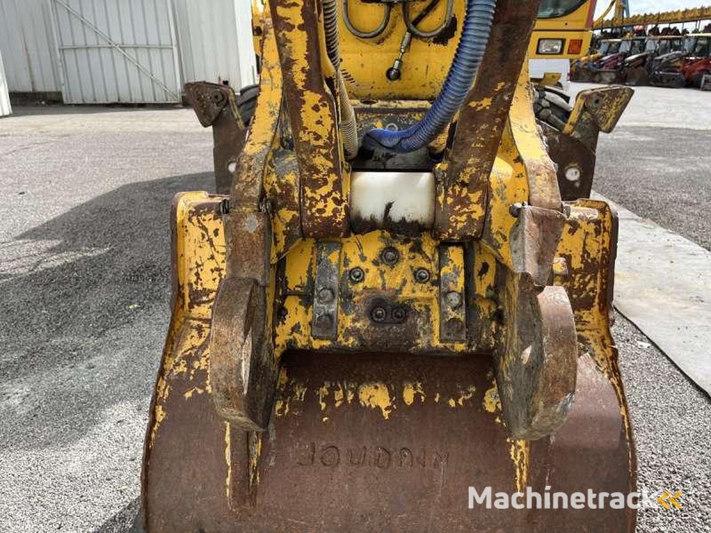 Liebherr A900C-Litronic