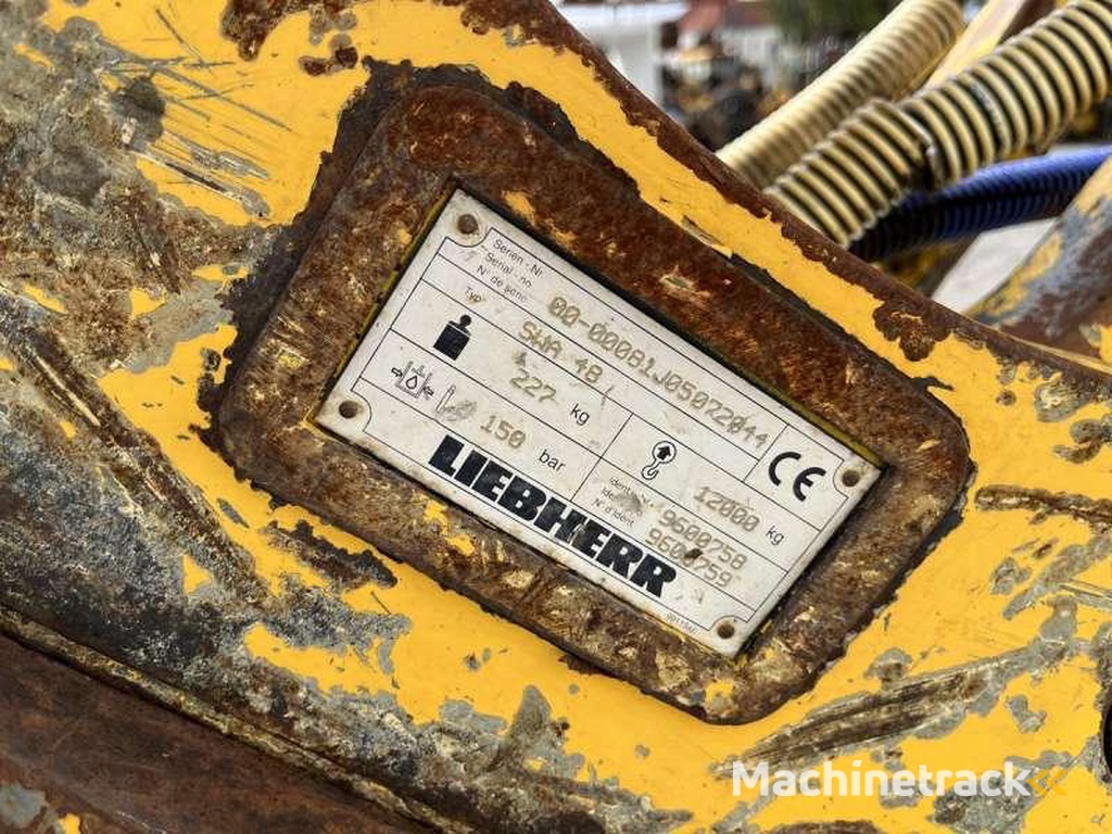 Liebherr A900C-Litronic