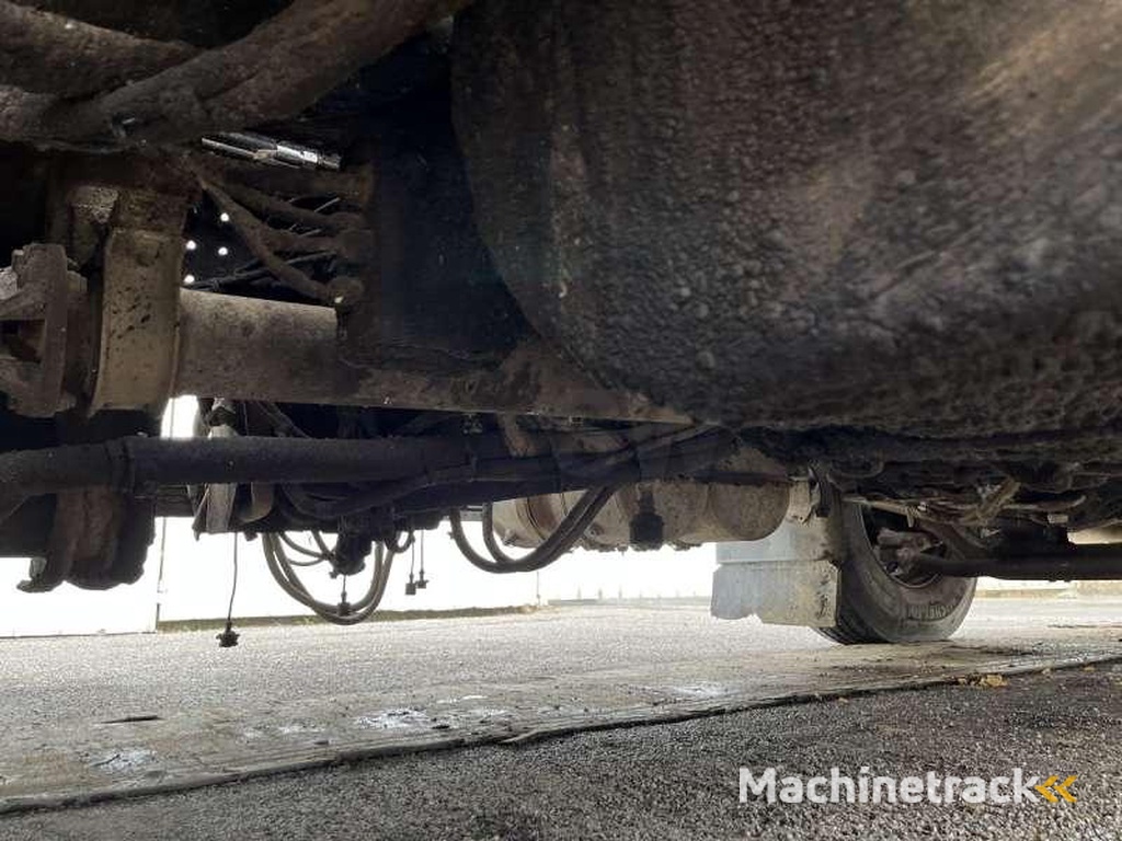 Renault PREMIUM-370-26