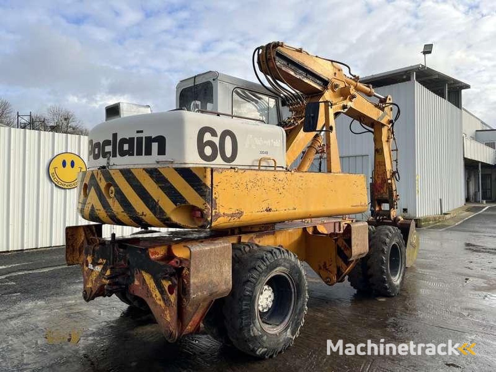 Poclain P60