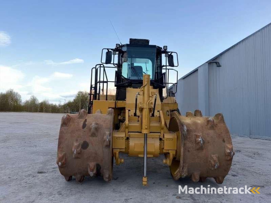 Caterpillar 816F2