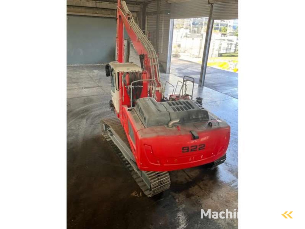Liebherr R922LC