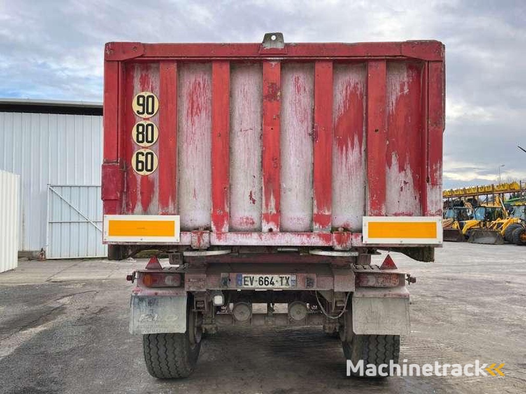 General-Trailers 2 ESSIEUX